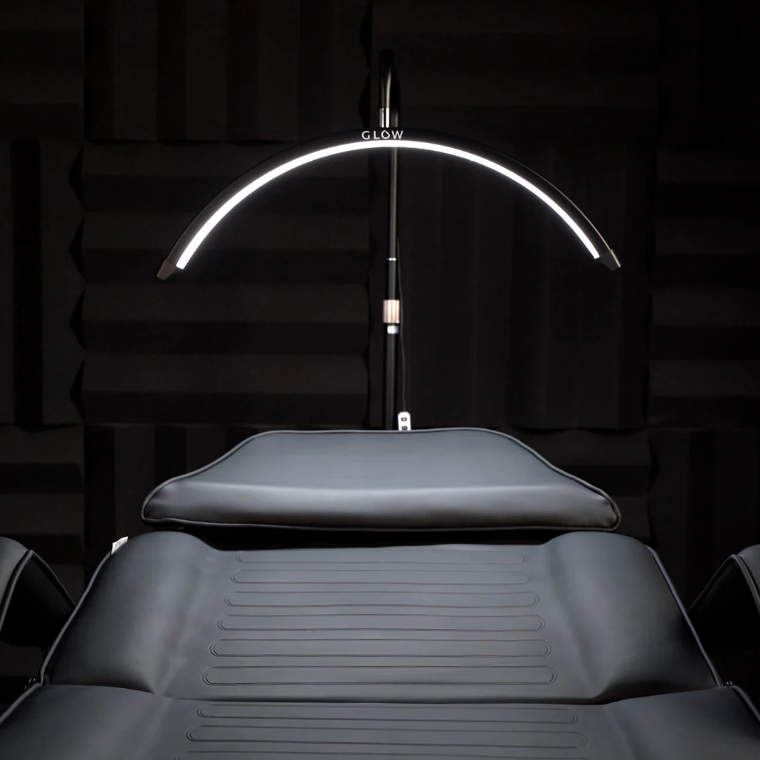 Glow Lash Treatment Lamp MX6 Black - Image 2