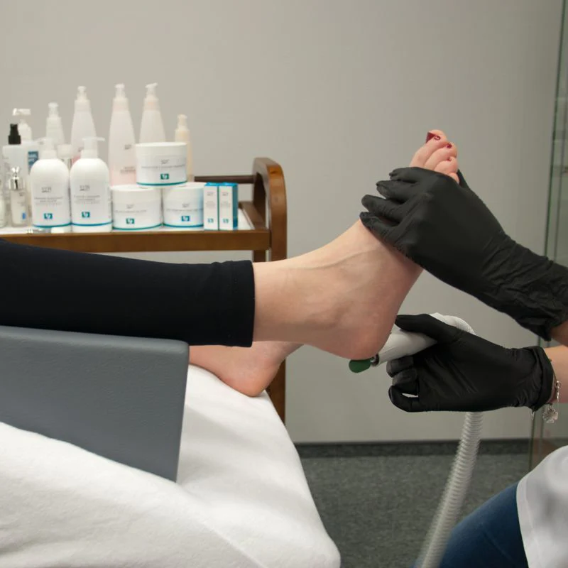Pedicure Footrest for Beauty Bed White - Image 8