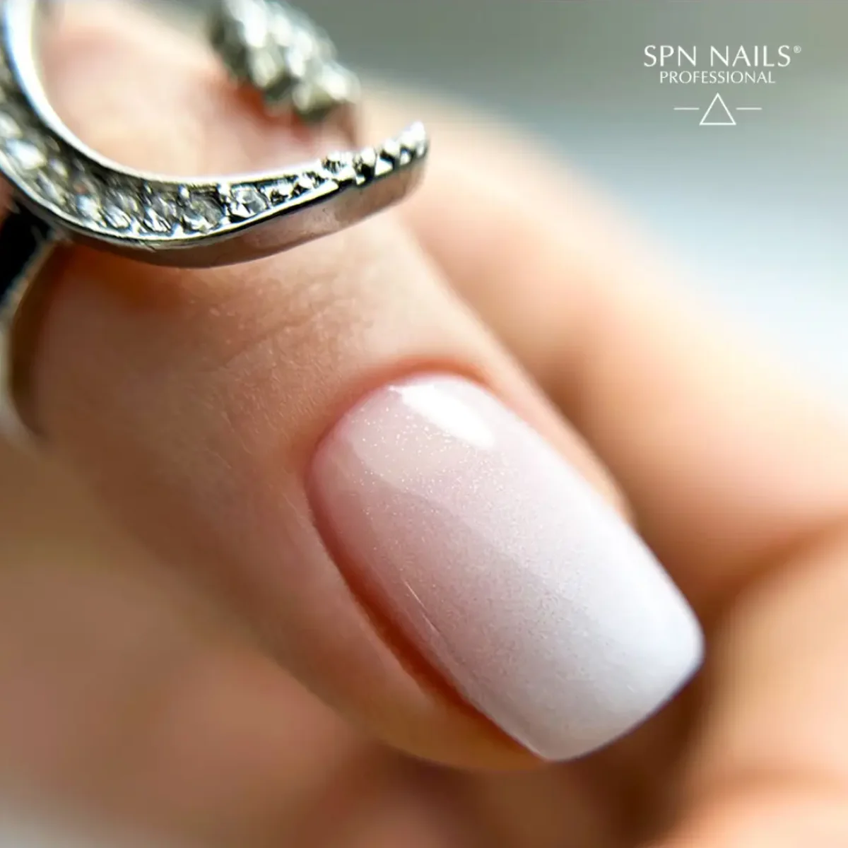SPN Nails Easy Base NudeBling - Image 4