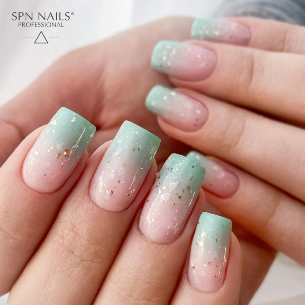 SPN Nails UV LaQ Bling Top White Gold - Image 4